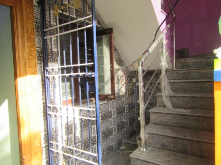 1) Li Id : 116 - Stair Case.JPG